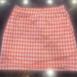 Size 10-12 women’s golf skort